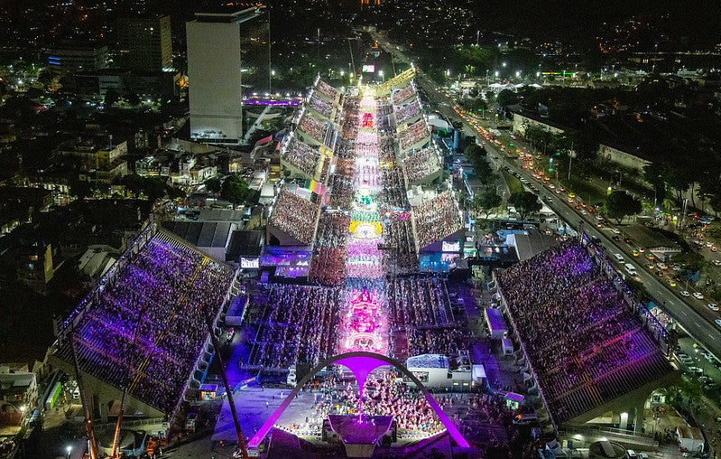 Conheça o sambódromo, a passarela do samba carioca