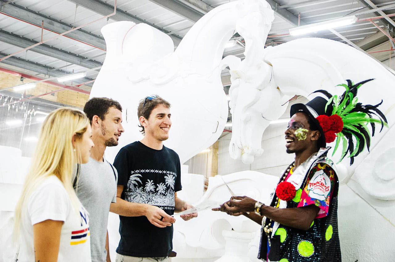 Passeio nos Bastidores do Carnaval na Cidade do Samba